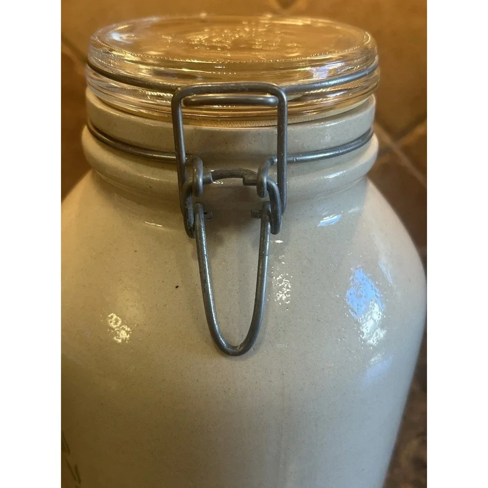 Vintage Country House Ceramic 9x6 Bail Jar W/ Glass Lid By Crock Shop Inc